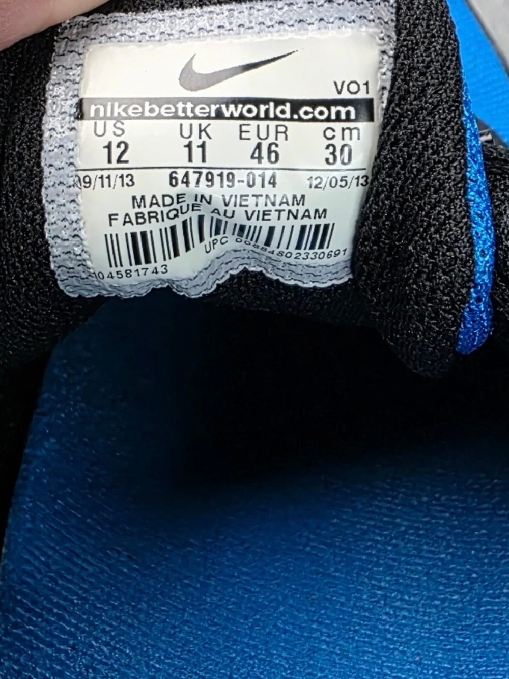 Nike Men’s Blue, Black and White Athletic Training Shoes